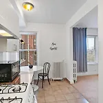 Sleek 1-bedroom In - East Park Tower 0610 Rep