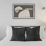 Sleek 1-bedroom In - East Park Tower 0610 Rep * Chicago