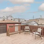 Spacious 4-Bedrooms Retreat