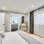 Holiday home Stylish Retreat: Walk To Loyola Chicago