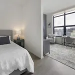 Landing Modern Apartment With Amazing Amenities
