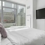 Landing Modern Apartment With Amazing Amenities