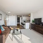 The Penthouse At Grand Plaza Aparthotel Chicago