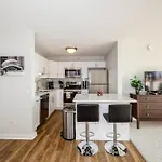Aparthotel The Penthouse At Grand Plaza 4*