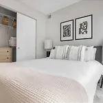 Apartment Streeterville 2br W Lounge Pool Nr Riverwalk Chi-1003 Chicago