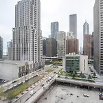 Streeterville 2br W Lounge Pool Nr Riverwalk Chi-1003 *