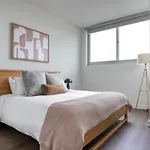 River West 1Br W Roofdeck Wd Nr Blue Line Chi-1023