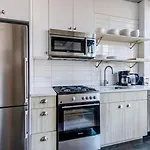 River North 1Br W Lounge Gym Nr Shops Beach Chi-1015