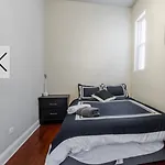 Apartment Modern Belden Chicago
