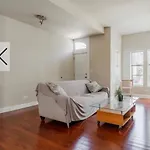 Modern Belden Apartment *