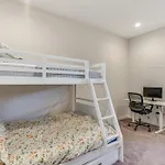 7 Mi To Downtown Luxe Chicago Condo