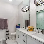 Apartment 7 Mi To Downtown Luxe Chicago
