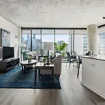 2Br Stunning River North Suite With Pool & Views