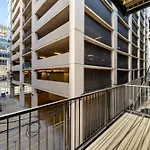 Apartment River North With Balcony Chicago
