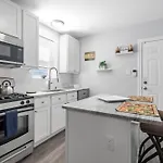 Newly Rehabbed Greystone With 2 Private Apartments, Backyard, Garage, Laundry, Close To Expressway Apartment *