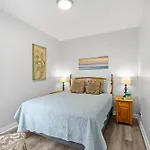 Newly Rehabbed Greystone With 2 Private Apartments, Backyard, Garage, Laundry, Close To Expressway Apartment *