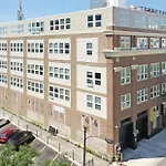 Chic South Loop 2Br Apartment With Gym And Optional Parking Near Grant Park, Mccormick Place, Museum Campus & Downtown