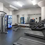 Mccormick Oasis With Balcony, Optional Parking, Patio, Gym For Up To 6 Guests