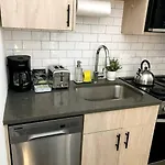 Sleek Modern & Fully Furnished Uptown Studio - Wilson 402
