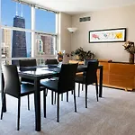 The Penthouse At Grand Plaza 4* Chicago