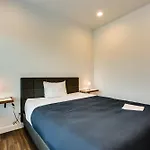 Pet Friendly And For 7! Large Common Areas To Converse And Connect Apts Chicago