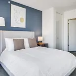 Landing - Modern Apartment With Amazing Amenities