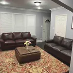 Beautiful 4 Bedroom 2 Bath Home, Peaceful,Relaxing