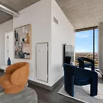 Fulbrix Bright Designer With West Loop Views Chicago