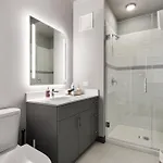 Fulbrix Bright Designer With West Loop Views Apartment