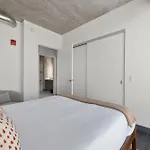 Fulbrix Bright Designer With West Loop Views Apartment Chicago