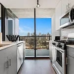 Fulbrix Bright Designer With West Loop Views Chicago