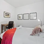4-bedroom Luxury With Rooftop & Skyline Views * Chicago
