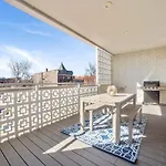 4-bedroom Luxury With Rooftop & Skyline Views * Chicago