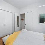 4-bedroom Luxury With Rooftop & Skyline Views Apartment