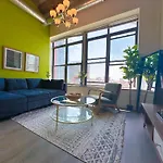 Convenient Cozy 2Br Loft With Optional Parking For 8 Guests Near Mccormick Place, Soldier Field And Lakefront Trail