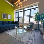Convenient Cozy 2Br Loft With Optional Parking For 8 Guests Near Mccormick Place, Soldier Field And Lakefront Trail