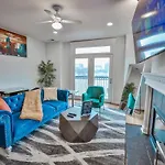 Designer Dreams: A Luxurious Escape W 1 Car Garage