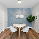 2 Bed & 3 Bath