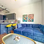 Stylish 3Br Chicago Getaway With Optional Parking Near Mccormick Place, Grant Park & Soldier Field