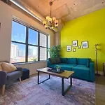 Mccormick Place Modern 2Br Loft In Downtown Chicago Michigan Avenue With Optional Parking Near Soldier Field