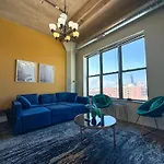 South Loop 2br Getaway With Smart Tvs & Optional Parking Near Mccormick Place, Museum Campus & Downtown Apartment Chicago