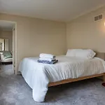 Apartment Lakeview East *