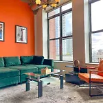 South Loop 3Br Apartment Near Lakefront Trail, Field Museum & Adler Planetarium