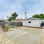 Chicago Vacation Rental Apt About 7 Mi To Downtown