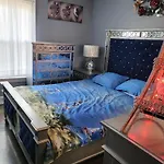 Oasis Getaway Retreat