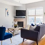 Spacious Room By Medical District & Uic