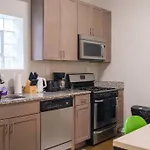 Spacious 4Br Retreat In Vibrant Woodlawn Near Uchi