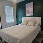 10 Mins From Bull\'S Nest The Chicago Retreat