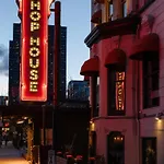 Found Chicago Powered By Sonder * Chicago