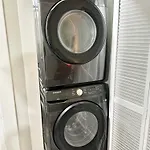 1F Modern Comfort In The City